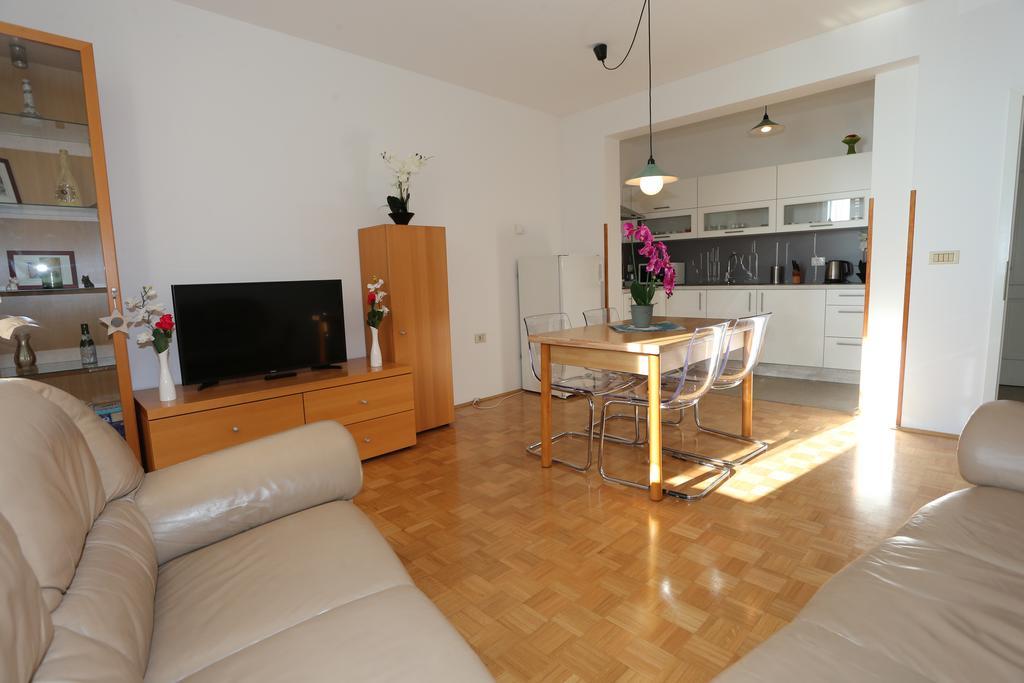 Allure Apartments Piran Eksteriør billede